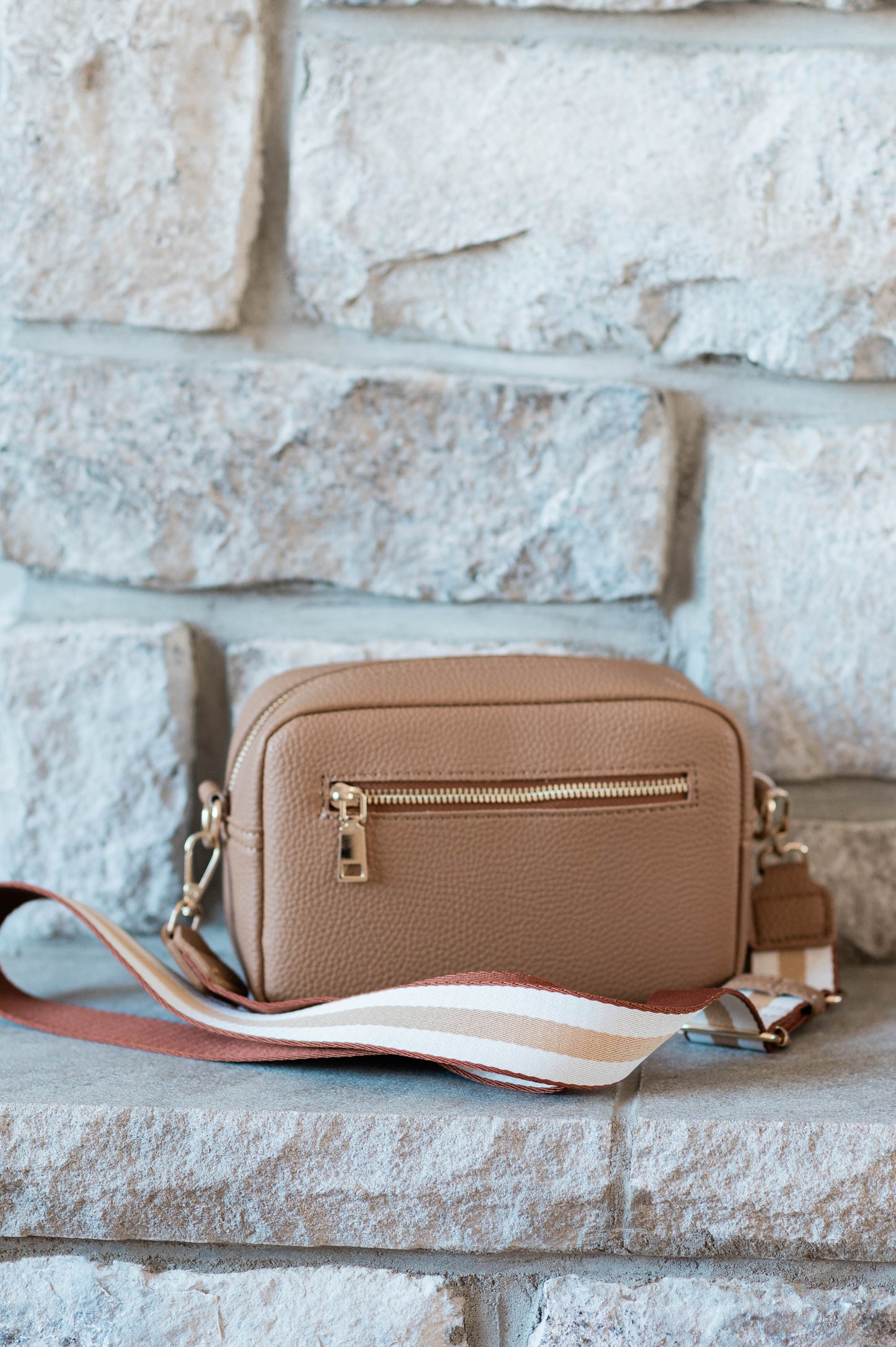 Willow Crossbody Purse - Light Camel