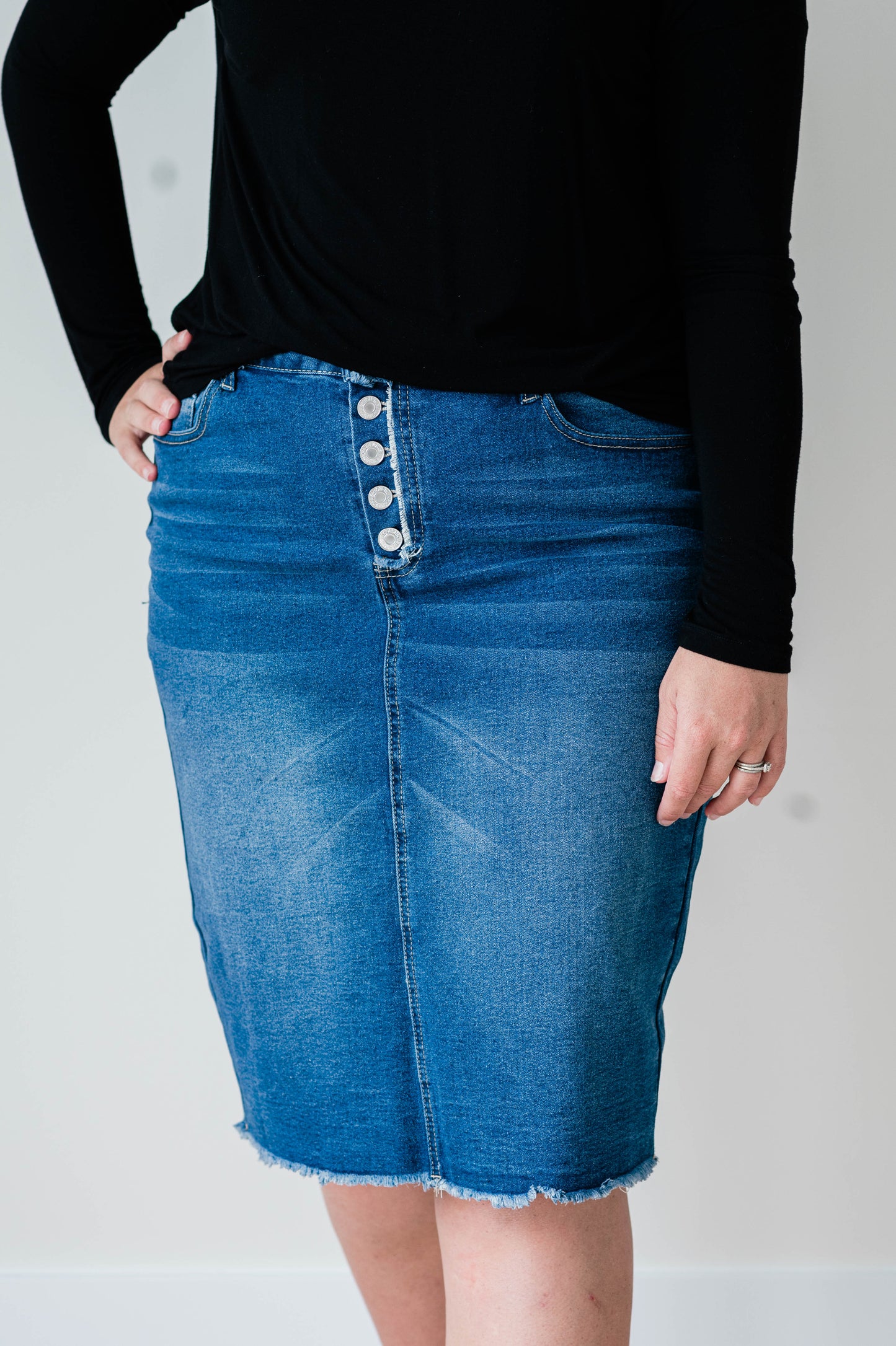 Medium Wash Frayed Hem Denim Skirt