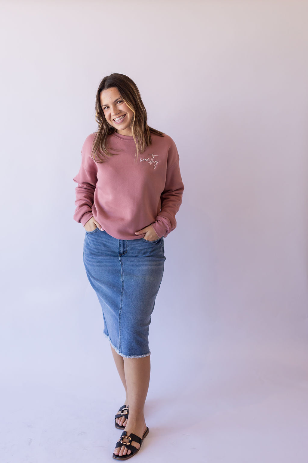 Worthy Embroidered Sweatshirt -Mauve