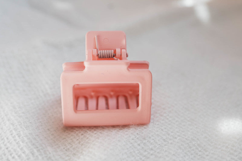 Mini Claw Clip -Baby Pink