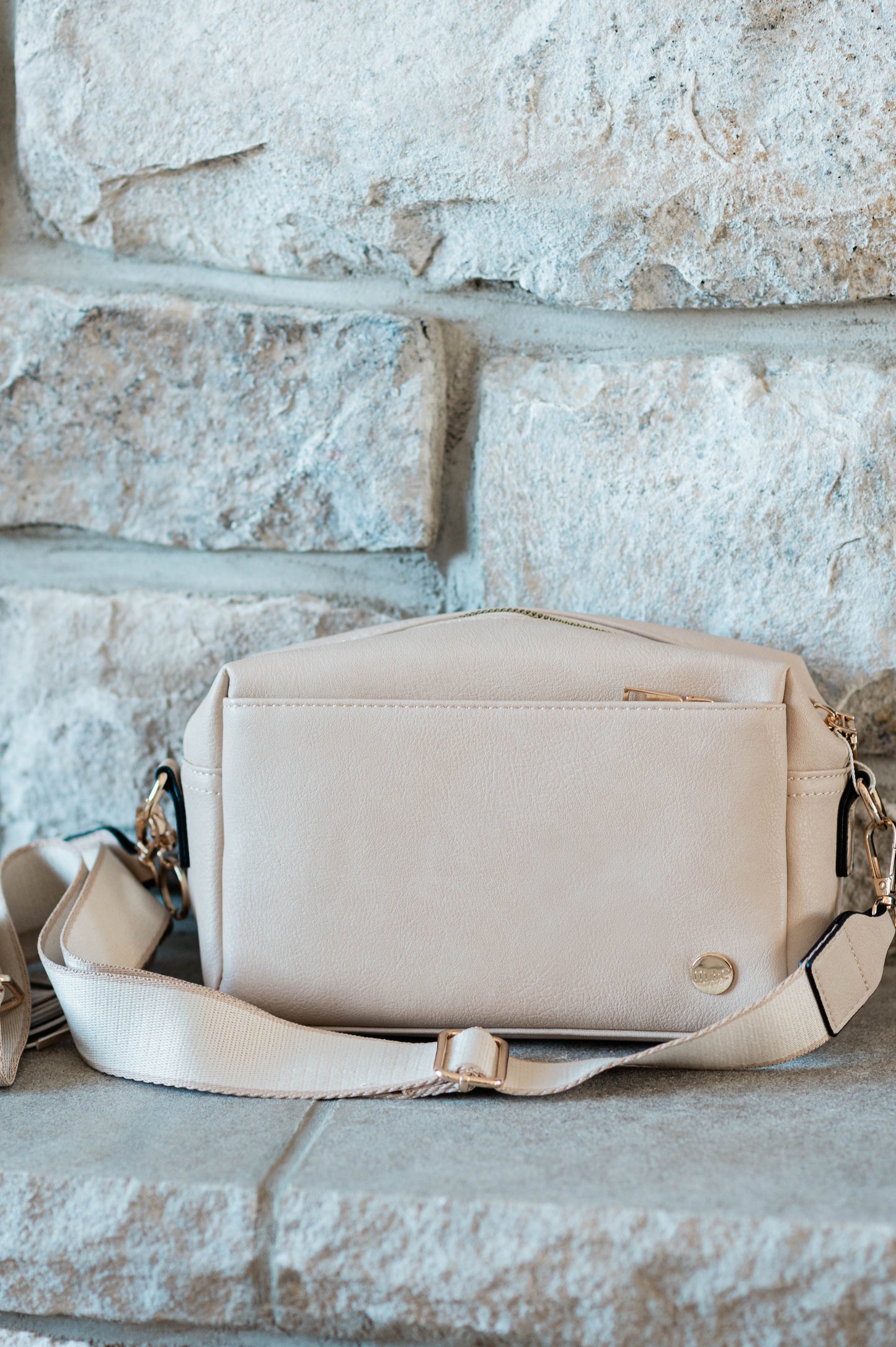 Kara Crossbody Shoulder Bag -Cream