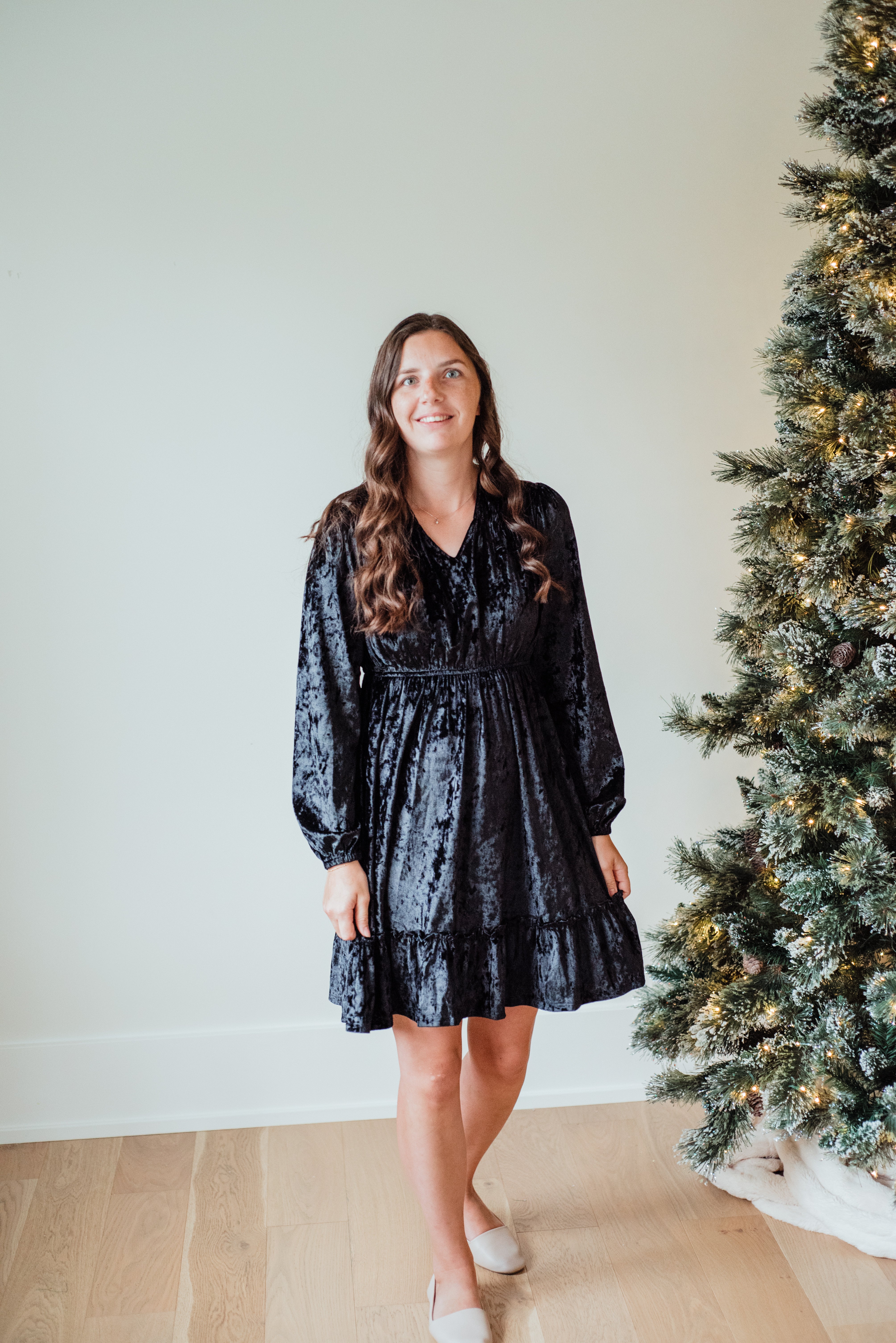 Evelyn Velvet Dress – CasaBella Clothing Boutique