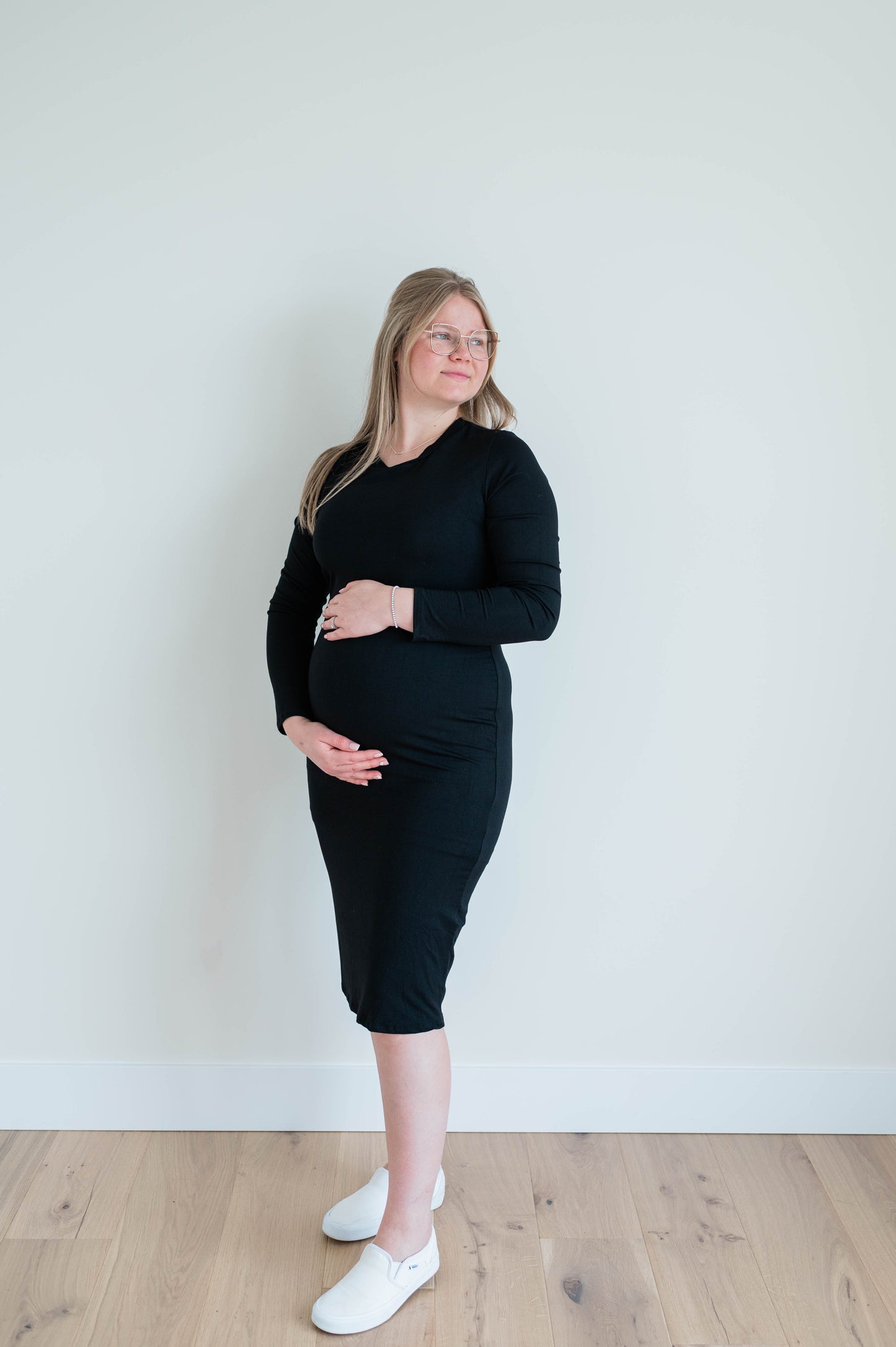 Crew Neck Long Sleeve Maternity Bodycon Dress Black