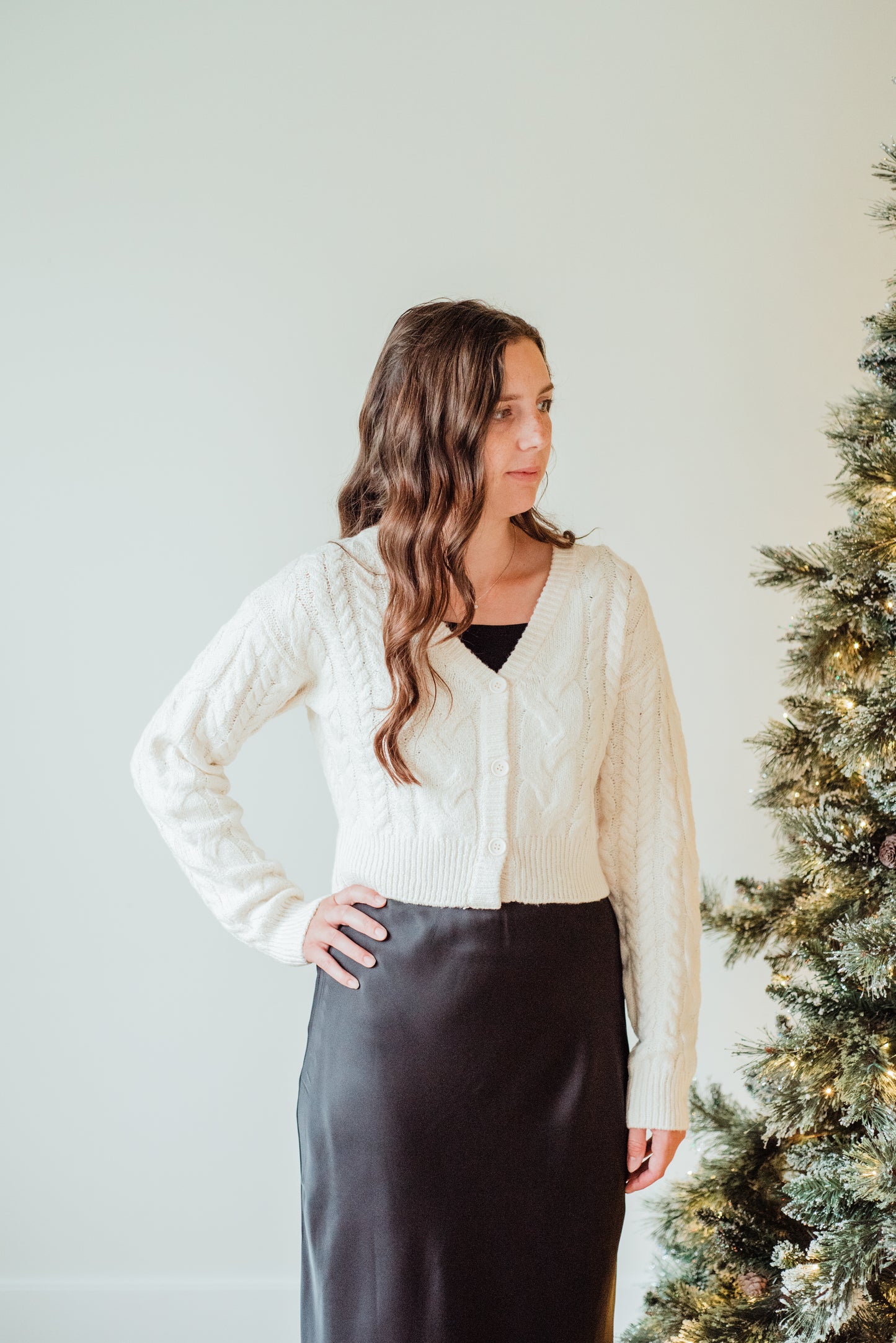 Cropped Knit Cardigan -Cream