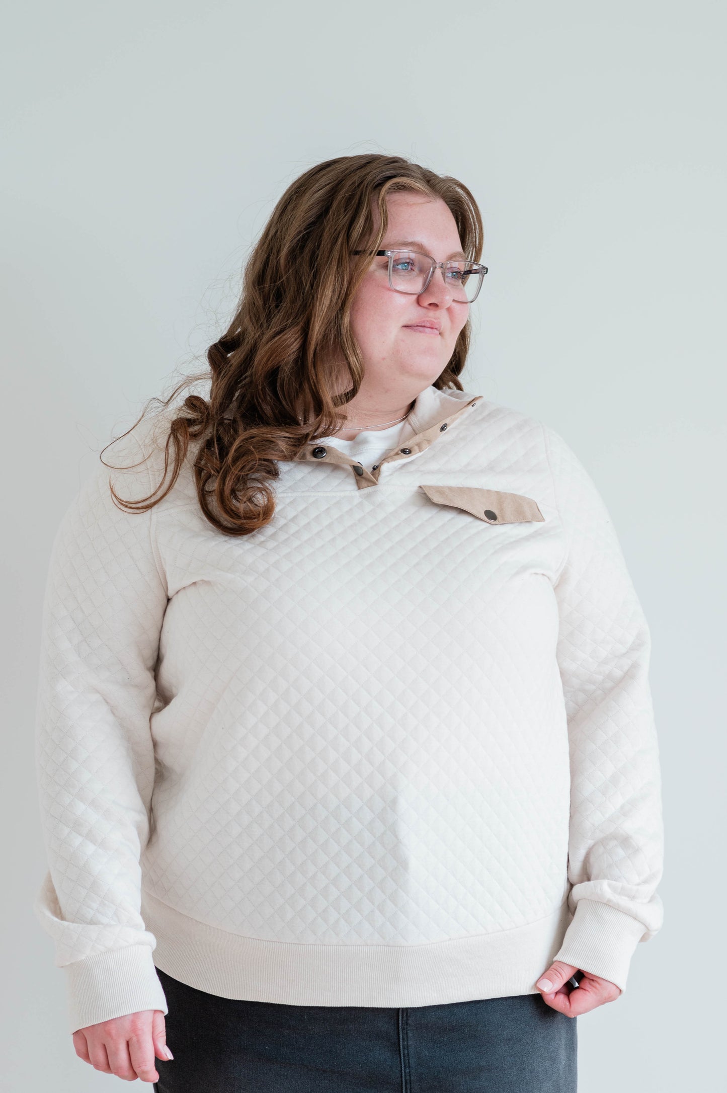 Diamond Cotton Padding Pullover With Metal Snap Ivory Plus