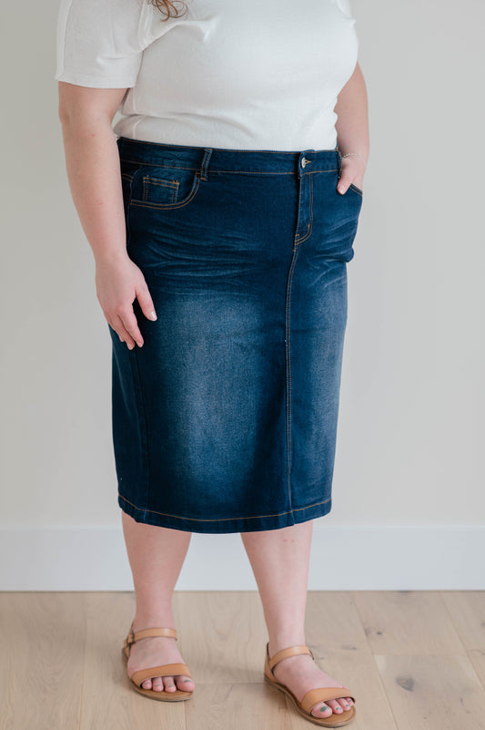 Dark Indigo Wash Denim Skirt Plus