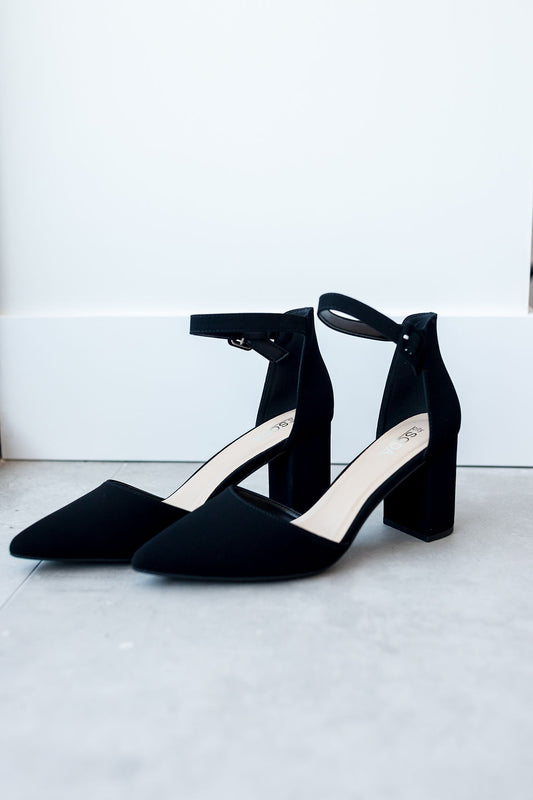 Ingrid Pointed-Toe Heel
