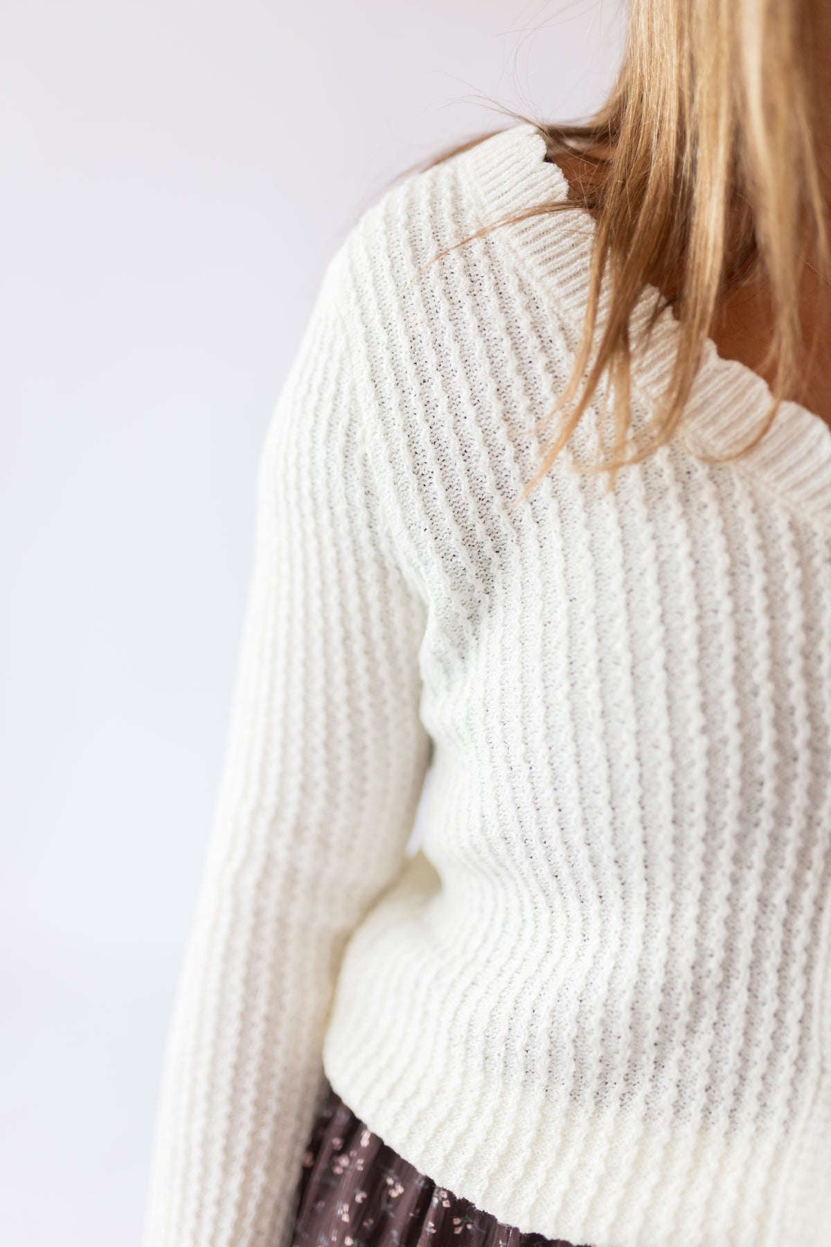 Scallop Edge Knit Cardigan -Cream