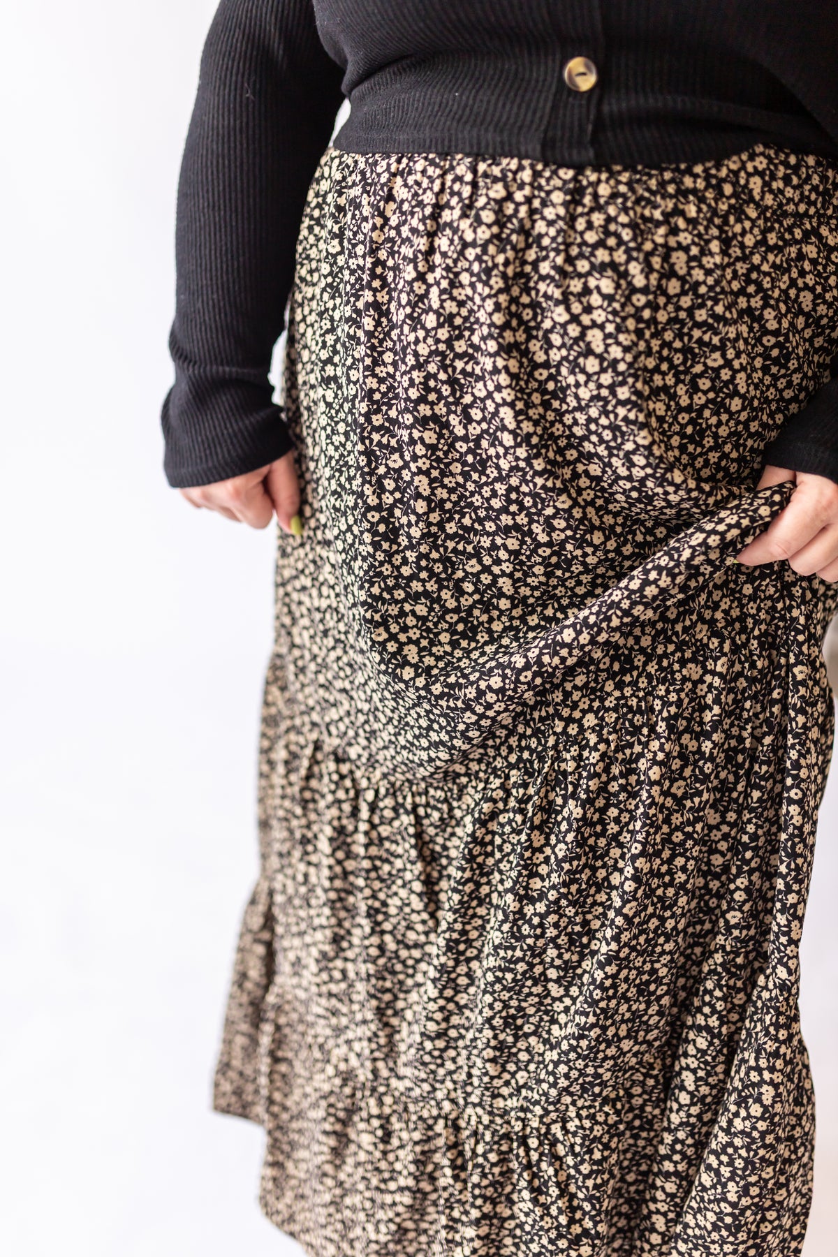 Lynn Floral Tiered Maxi Skirt -Plus