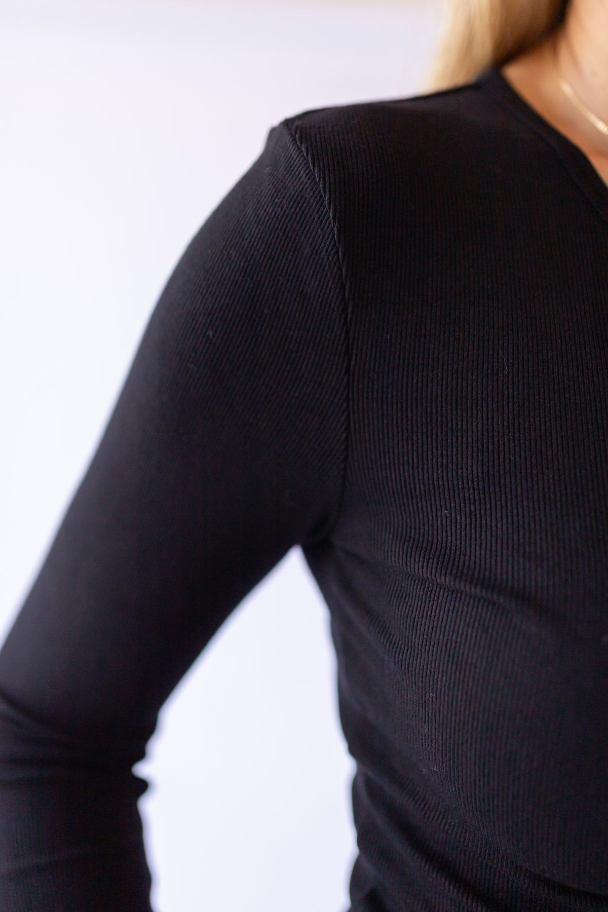 Ribbed Long Sleeve -Black