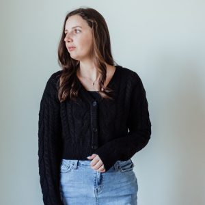 Cropped Knit Cardigan -Black