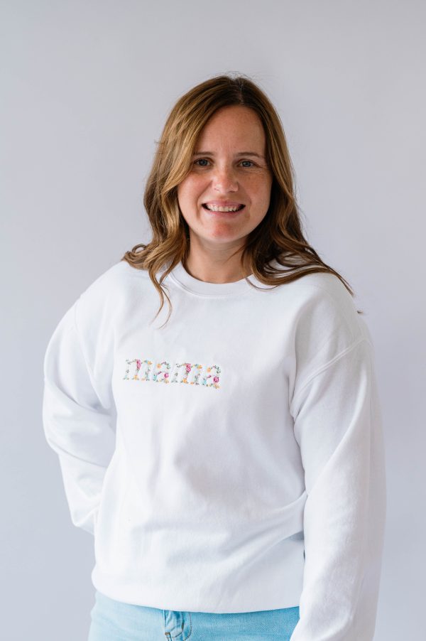 Embroidered Mama Sweatshirt