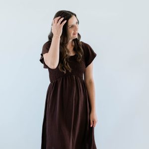 Liv Dress in Raisin