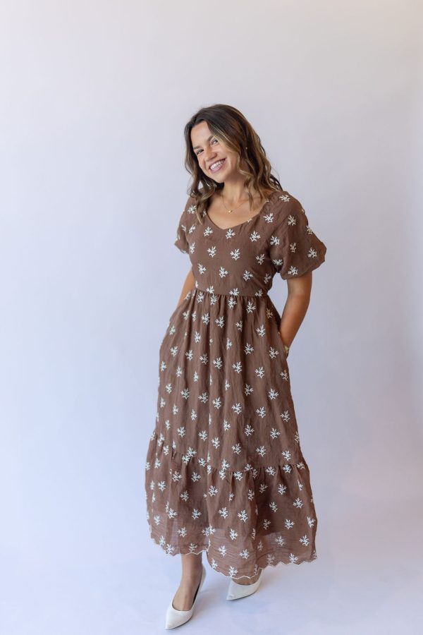 Delilah Sweetheart Neck Midi Dress