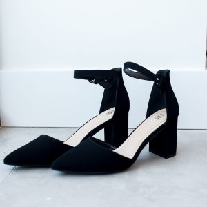Ingrid Pointed-Toe Heel