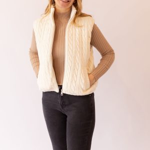 Cable Knit Puffer Vest -Cream