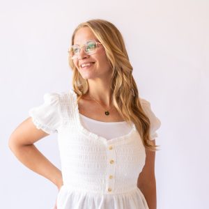 Avery Blouse -White